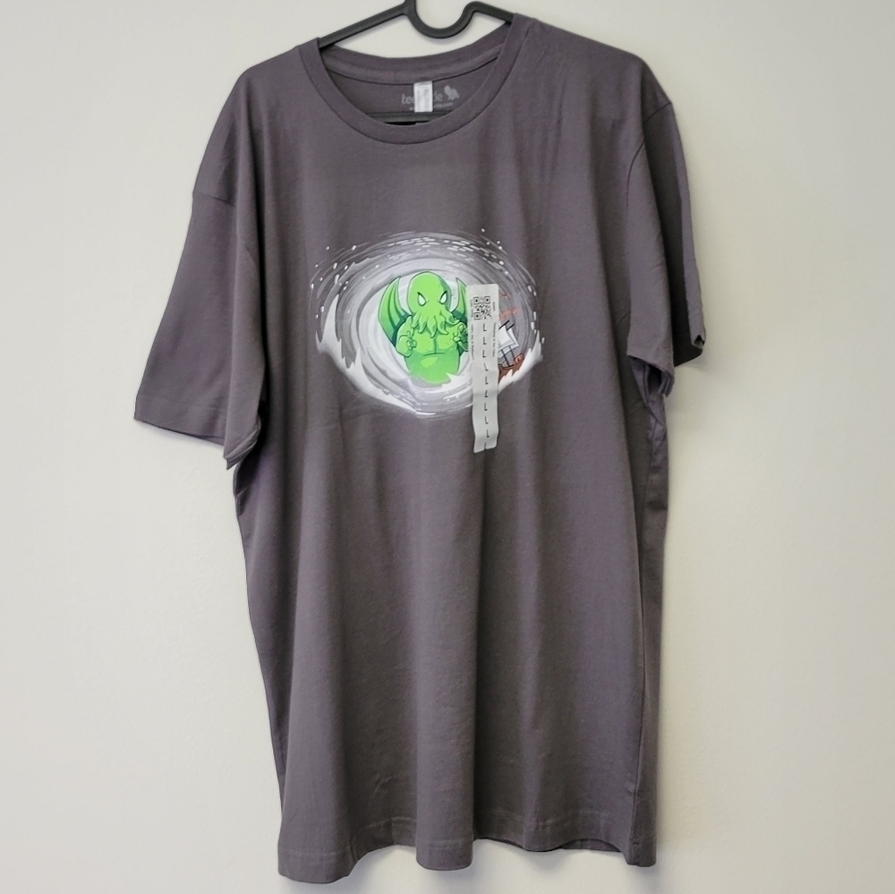 Teeturtle Cthulhu Changing of the Tides t-shirt Gray L